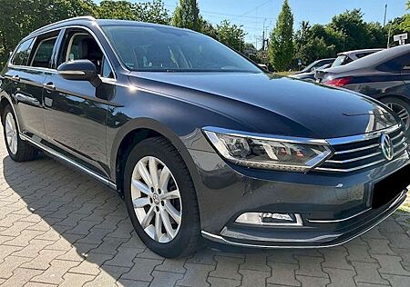 VW Passat Variant Volkswagen 2.0 TDI / 110 kW / 150 PS / SCR Highline