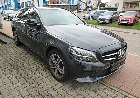 Mercedes-Benz C 300 C -Klasse T-Modell 4Matic/Leder/LED/Navi
