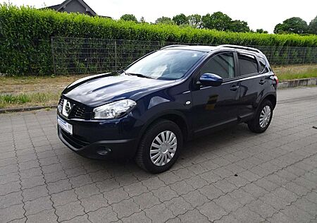 Nissan Qashqai 1.6 / 2-Hand / Navi / Panorama-Dach