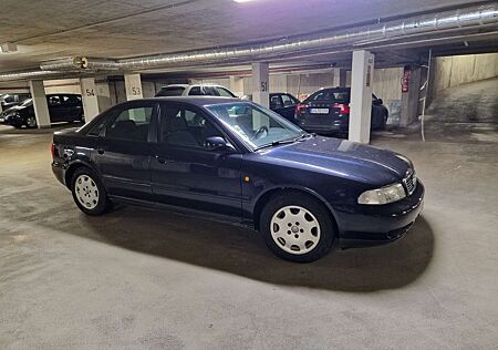 Audi A4 1.8