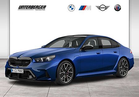 BMW M5 Limousine AHK M Drivers Carbon Ext ACC 360°