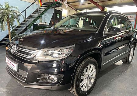 VW Tiguan Volkswagen 2.0TDI*AUTOMATIK*XENON*ALLWETTER*NAVI*TÜV