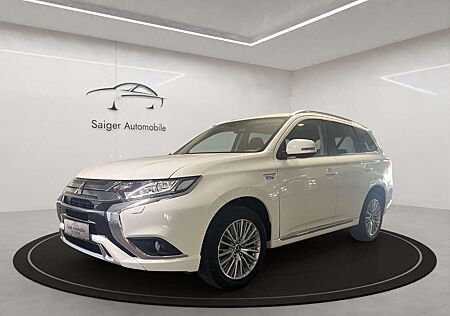Mitsubishi Outlander PHEV 2.4 4 WDAutom Navi Kam Sch 1Hand