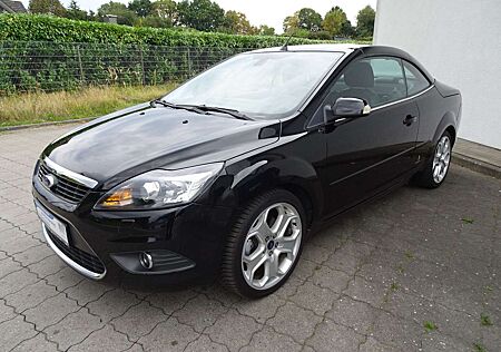 Ford Focus CC 2,0TDCi DPF Titanium / Leder / Navi