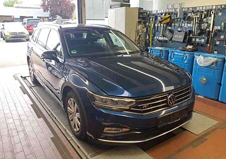 VW Passat Volkswagen 2.0 TDI R-Line*DSG*LED*AHK*R-KAMERA*