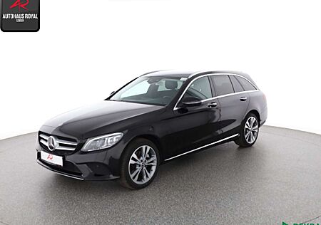 Mercedes-Benz C 300 4M T BURMESTER,COMAND,MULTIBEAM,DISTRONIC