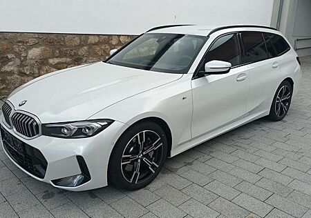 BMW 330 i xDrive Touring M Sport Shadow Ambi HiFi ACC