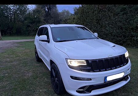 Jeep Grand Cherokee SRT