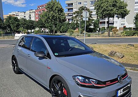 VW Golf GTI Volkswagen TCR / Akrapovic / inkl. Winterreifen