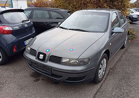 Seat Leon 1.4 16V Stella Klima, eFh., Winterräder