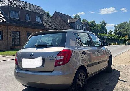 Skoda Fabia 1.2 HTP Sedan Classic