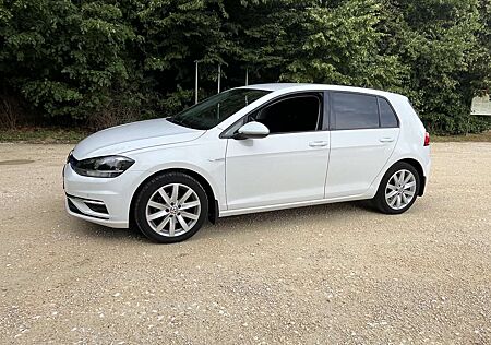 VW Golf Volkswagen 1.5 TGI BlueMotion DSG Comfortline