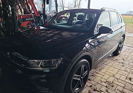 VW Tiguan Volkswagen 2.0 TDI SCR 4Motion DSG Highline