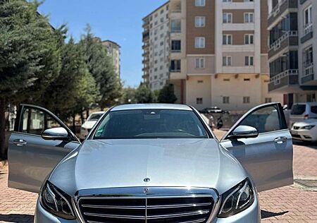 Mercedes-Benz E 220 d 9G-TRONIC Avantgarde