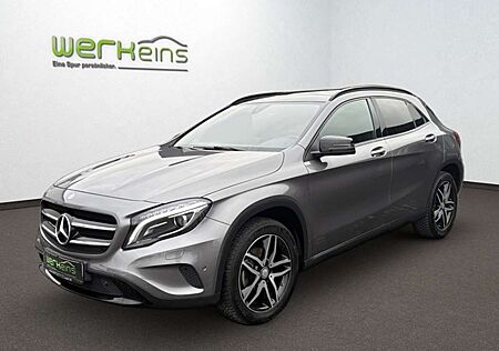 Mercedes-Benz GLA 200 Xenon Navi Kamera Panorama Teilleder