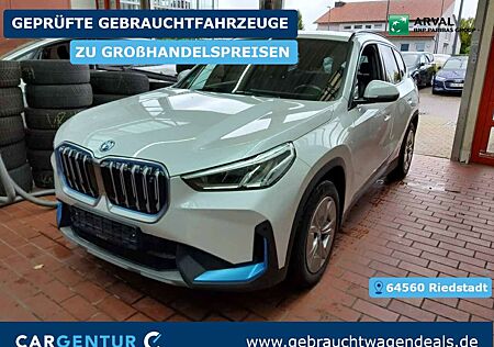 BMW iX1 xDrive30 Wide AHK ACC El.Heckkl. LED Lane