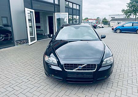 Volvo C70 2.4 Momentum (125kW)