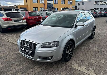 Audi A3 1.6 Attraction 2.Hand 133 TKM Tüv Neu