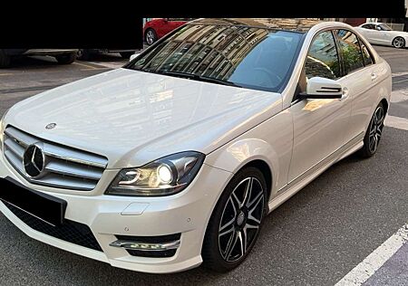 Mercedes-Benz C 350 CDI AMG *TOP Ausstattung*