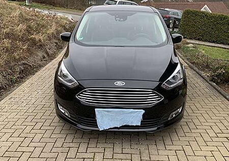 Ford C-Max Titanium