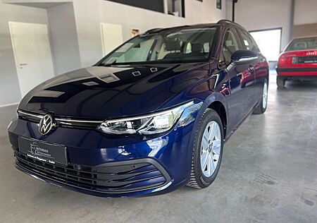 VW Golf Volkswagen VIII Variant 1.5 eTSI Life LED/ACC/AHK/Navi