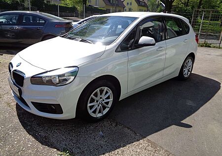 BMW 218 i Automatik/AHK/SHZ/Garantie!!