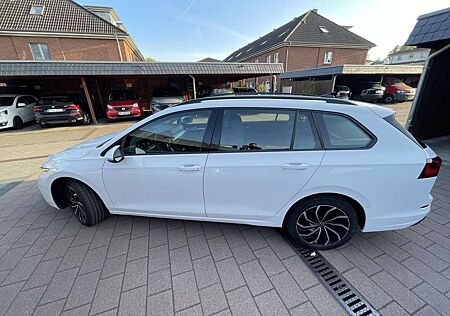 VW Golf Variant Volkswagen Life