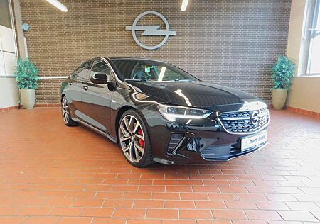 Opel Insignia B Grand Sport GSi 4x4-OPC Sitze