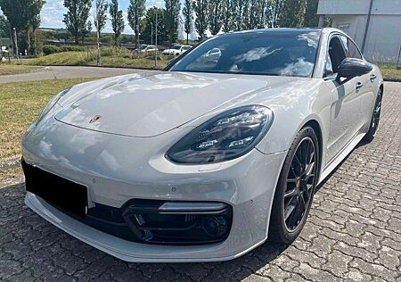 Porsche Panamera Turbo *BURMESTER* SPORT CHRONO* PANO*