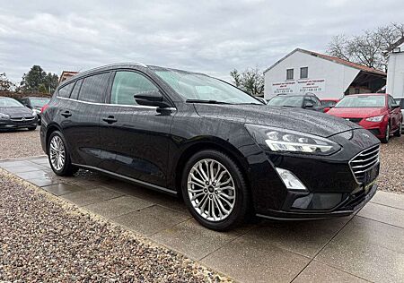 Ford Focus 1,5 Turnier Titanium X Sport Lenkrad