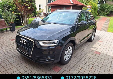 Audi Q3 2.0 TFSI quattro 1.Hd/Xenon/SH//Navi/PDC