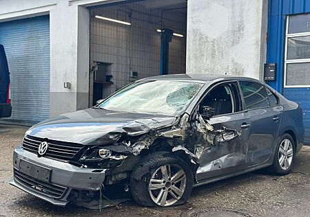 Volkswagen Jetta 1.2 Match UNFALLFAHRZEUG