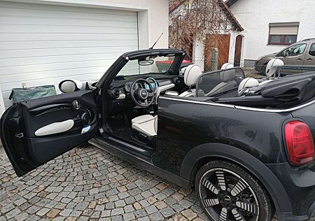 Mini Cooper S Cabrio Aut. Yours Trim