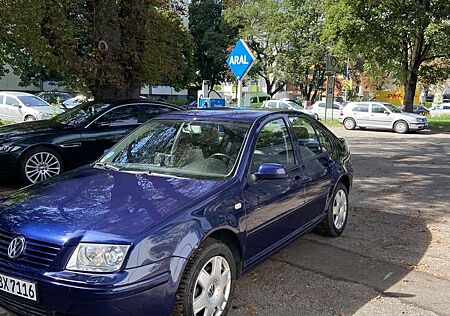 VW Bora Volkswagen Highline