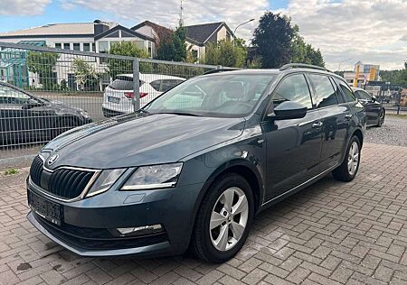 Skoda Octavia Combi Soleil Navi DSG LED ACC
