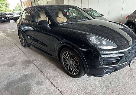 Porsche Cayenne GTS*AHK*