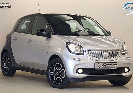 Smart ForFour 1.0 71PS Prime Pano Navi R-CAM Leder