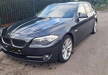 BMW 520d 520 Touring Sport-Aut.