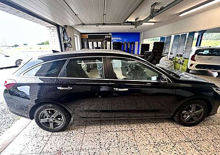 Hyundai i30 Kombi 1.0 T-GDI Premium