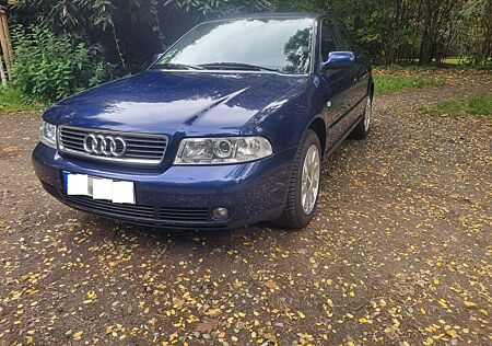 Audi A4 B5 1,8T Limo Facelift Autom 154000KM