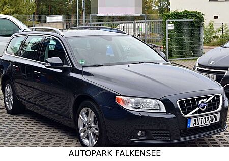 Volvo V70 III D5 KOMBI SUMMUM VOLLEDER+AHK 2,0T+EU5