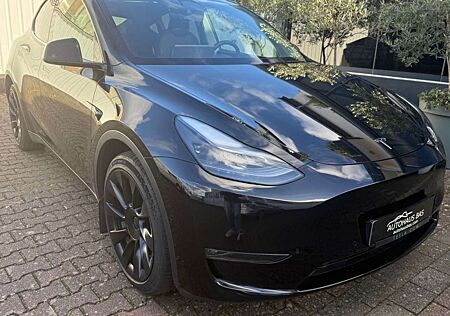 Tesla Model Y Long Range AWD * 20-Zoll * Matrix-LED *