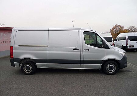 Mercedes-Benz Sprinter 214 cdi LANG+3-Sitzer+Navi+Cam+AHK+Klima+Standhzg.