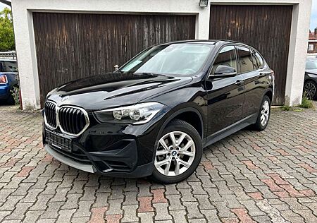 BMW X1 sDrive 18 i Advantage/2. Hand/ Scheck.
