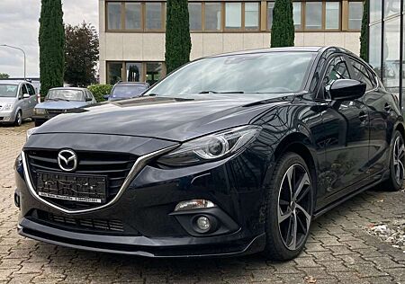 Mazda 3 Limo 5-türig Black Limited Bi-Xenon Sport 18"