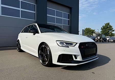Audi RS3 Sportback quattro,Matrix,RS-Sitze,B&O,Pano