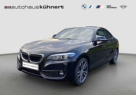 BMW 220 i Coupe SportLine LED DrvAss Navi RFK HiFi DAB