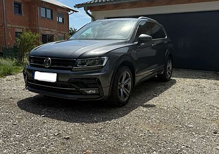 VW Tiguan Volkswagen Highline BMT/Start-Stopp 4Motion
