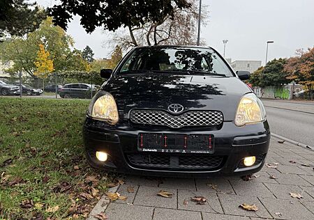 Toyota Yaris Trendline zwei Jahr TÜV