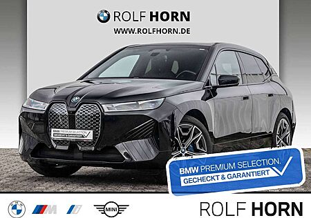 BMW iX xDrive50 Sport AHK Navi Pano h/k 22" RfKamera